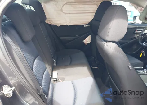 2019 Toyota Yaris Le z USA, uszkodzony, nr VIN 3MYDLBYV4KY502332